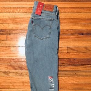 Levi’s 710 Super Skinny NEW with tags 28x30